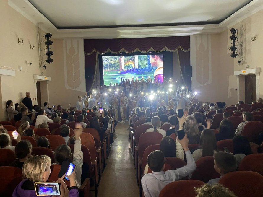 Отчётный концерт творческих коллективов хореографического центра "Мечта"