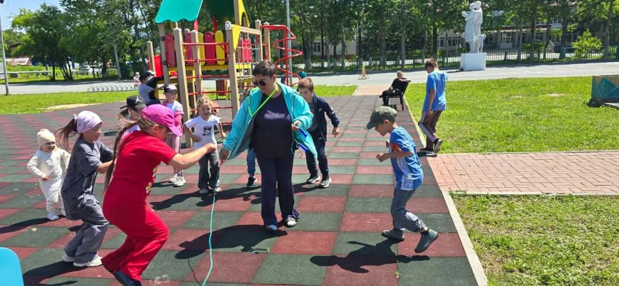 1июля на базе МБУ ДК " Родник" открылся летний детский лагерь дневного пребывания.